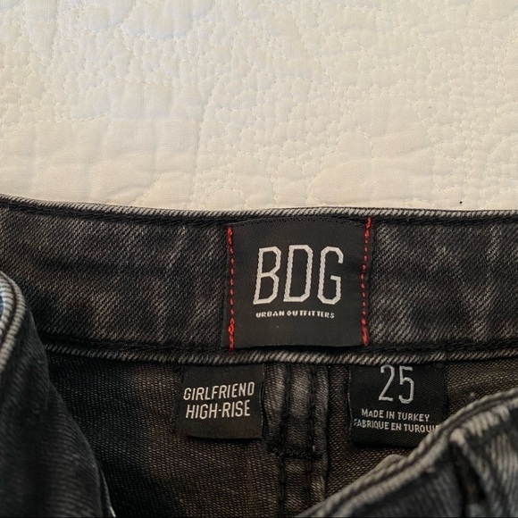 BDG Girlfriend High Rise Button Fly Faded Black Skinny Jeans - 25 - Picture 5 of 14